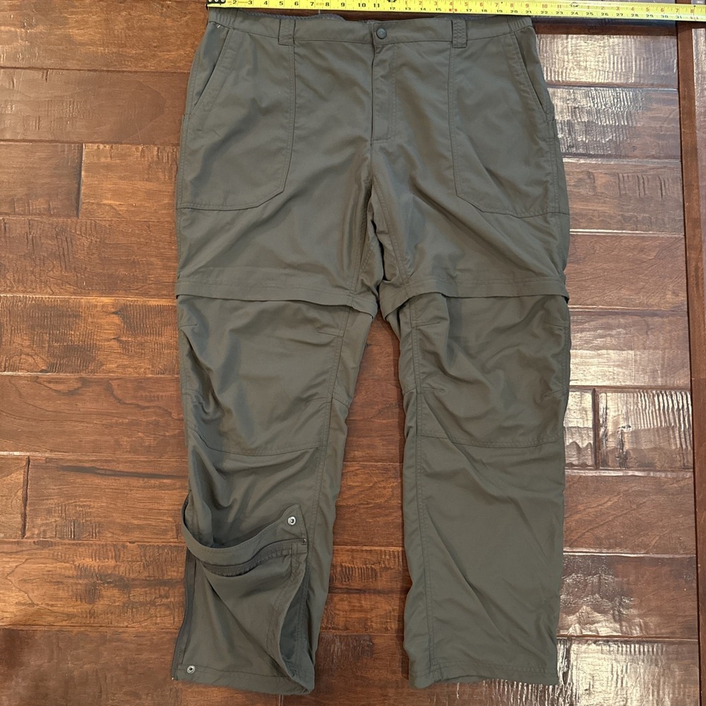 Vtg L.L. Bean Convertible Hiking Pants Size 42x32 XXL Olive Green Zip Off